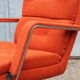 Fauteuil vintage piétement en alu des années 70