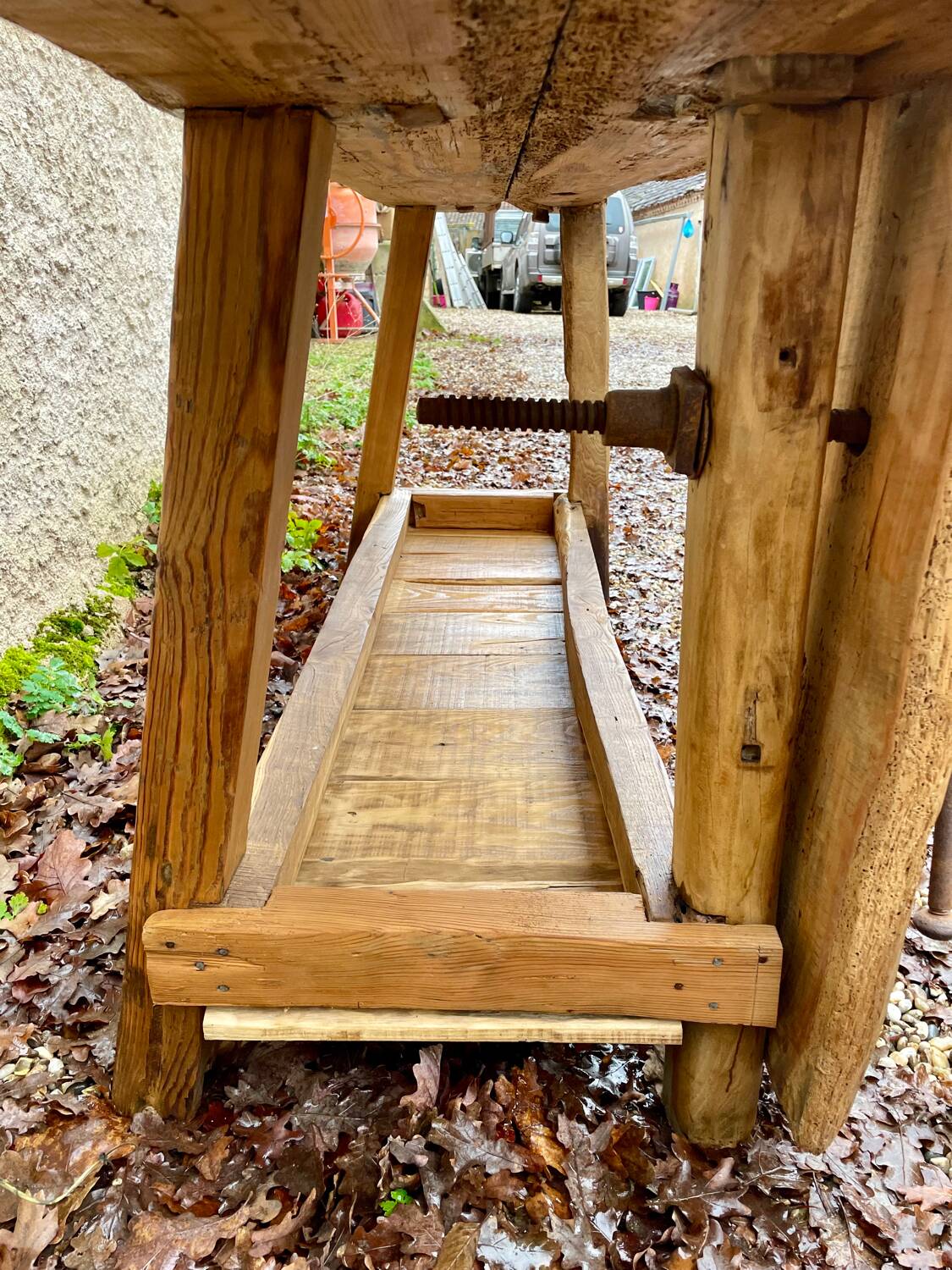 Carpenter's workbench