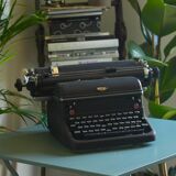Royal typewriter