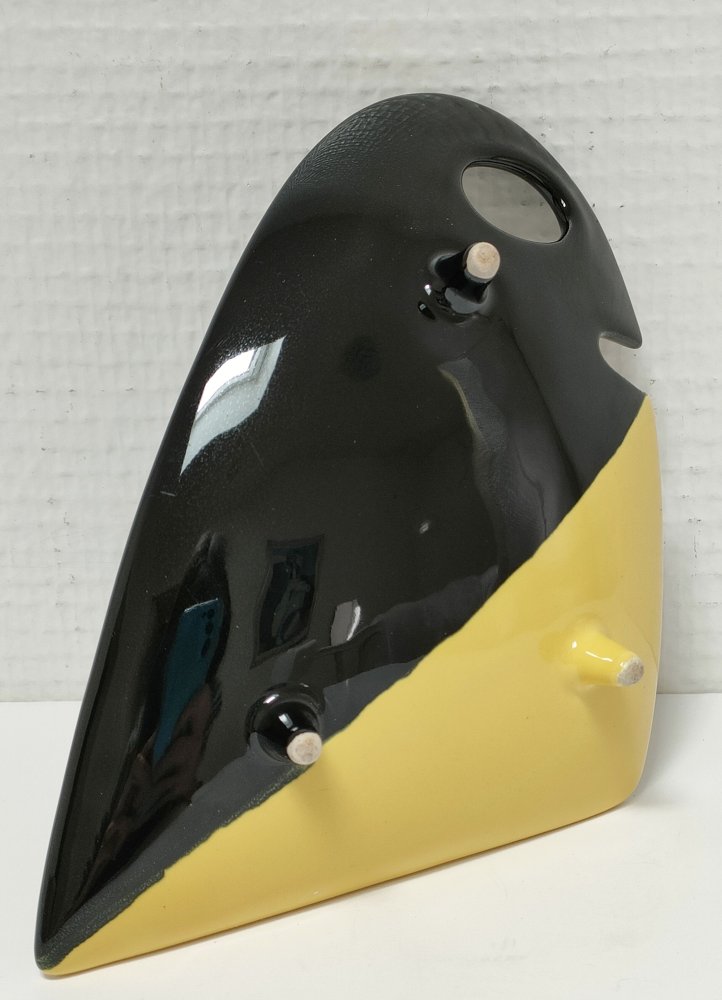 Empty pocket anthropomorphic ceramic black and yellow design 50s