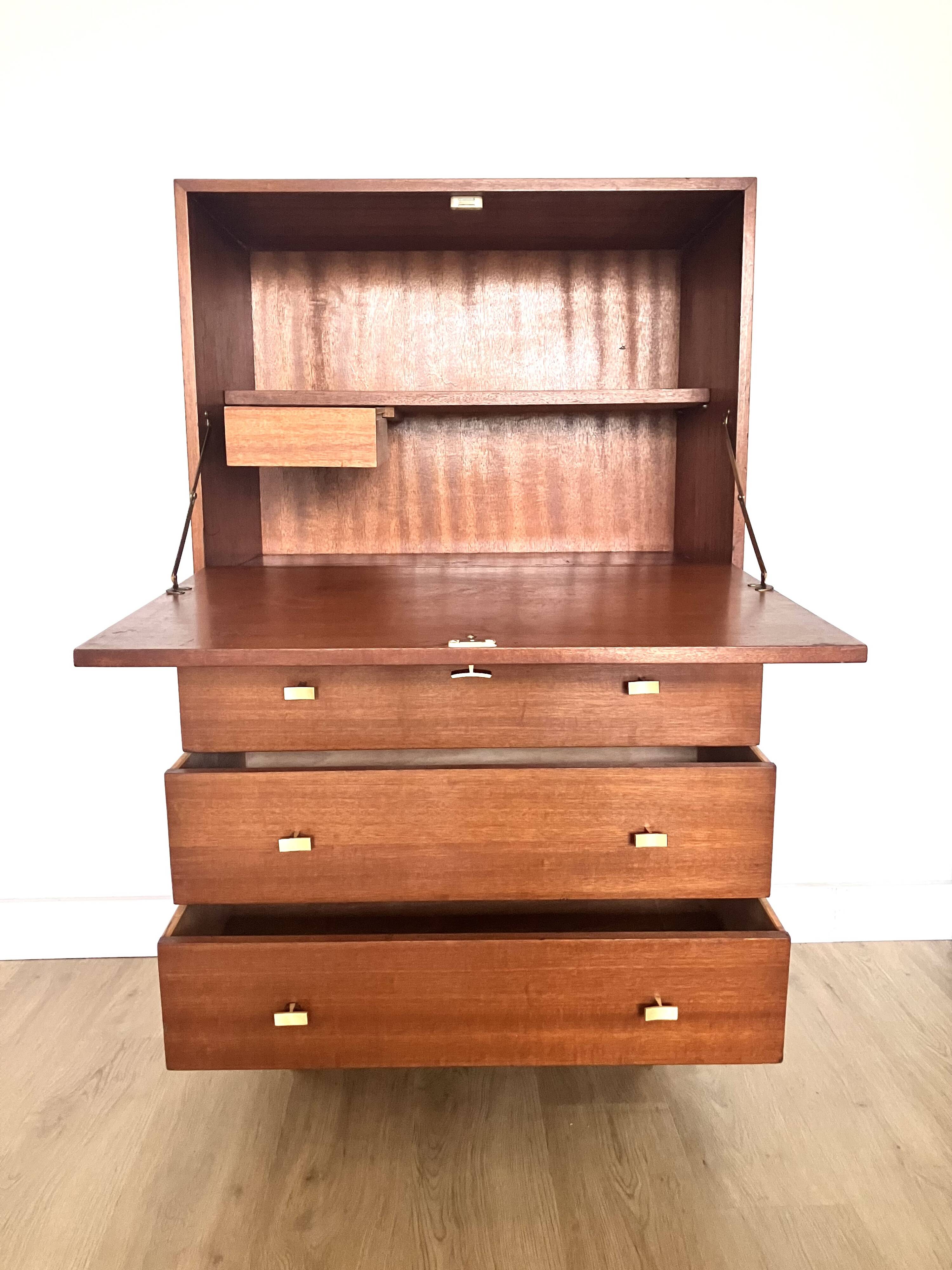 Secretary, 1950s