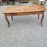 Table de ferme XVIIIème style Louis XV en merisier