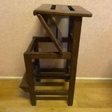 Oak pediatrician chair, very good condition.