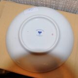 Cup and saucer duo