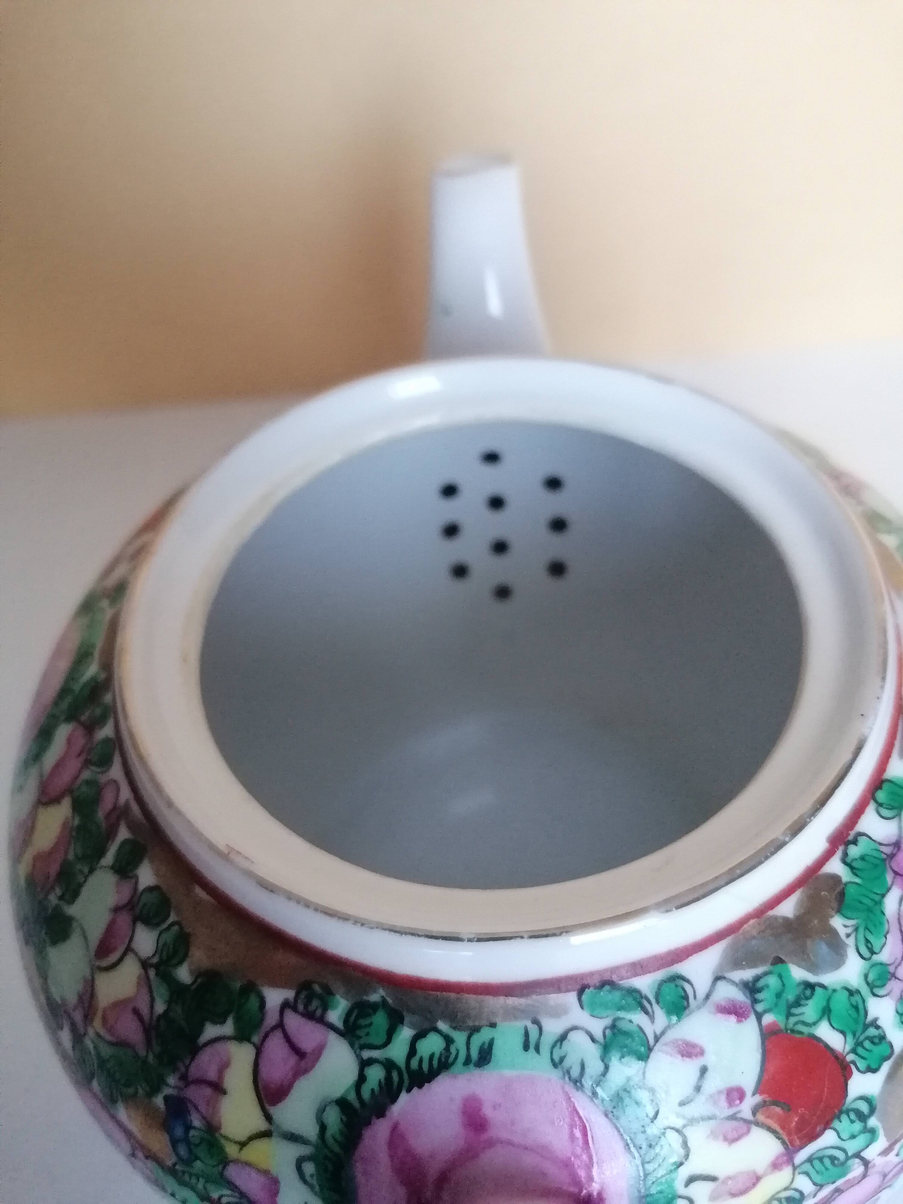 Canton porcelain tea service with 6 cups and teapot.