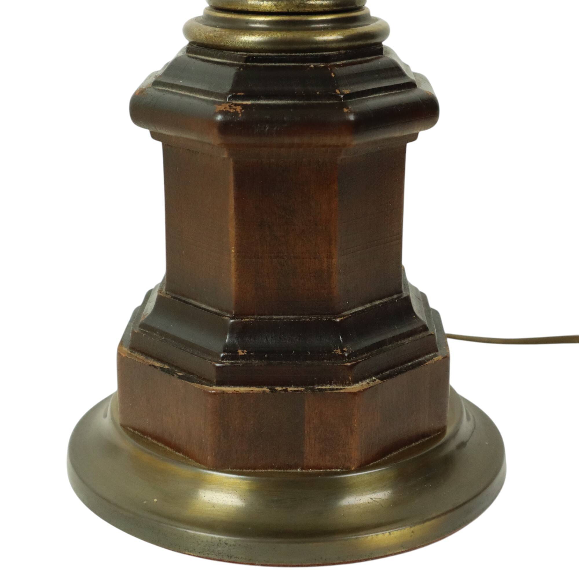 Loevsky & Loevsky Eagle Table Lamp Deknudt Design