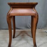 Low Louis XV style selette