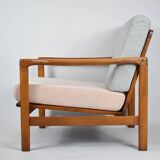 Fauteuil original restauré des années 60, modèle Baczyk, rose poudré et gris, teck