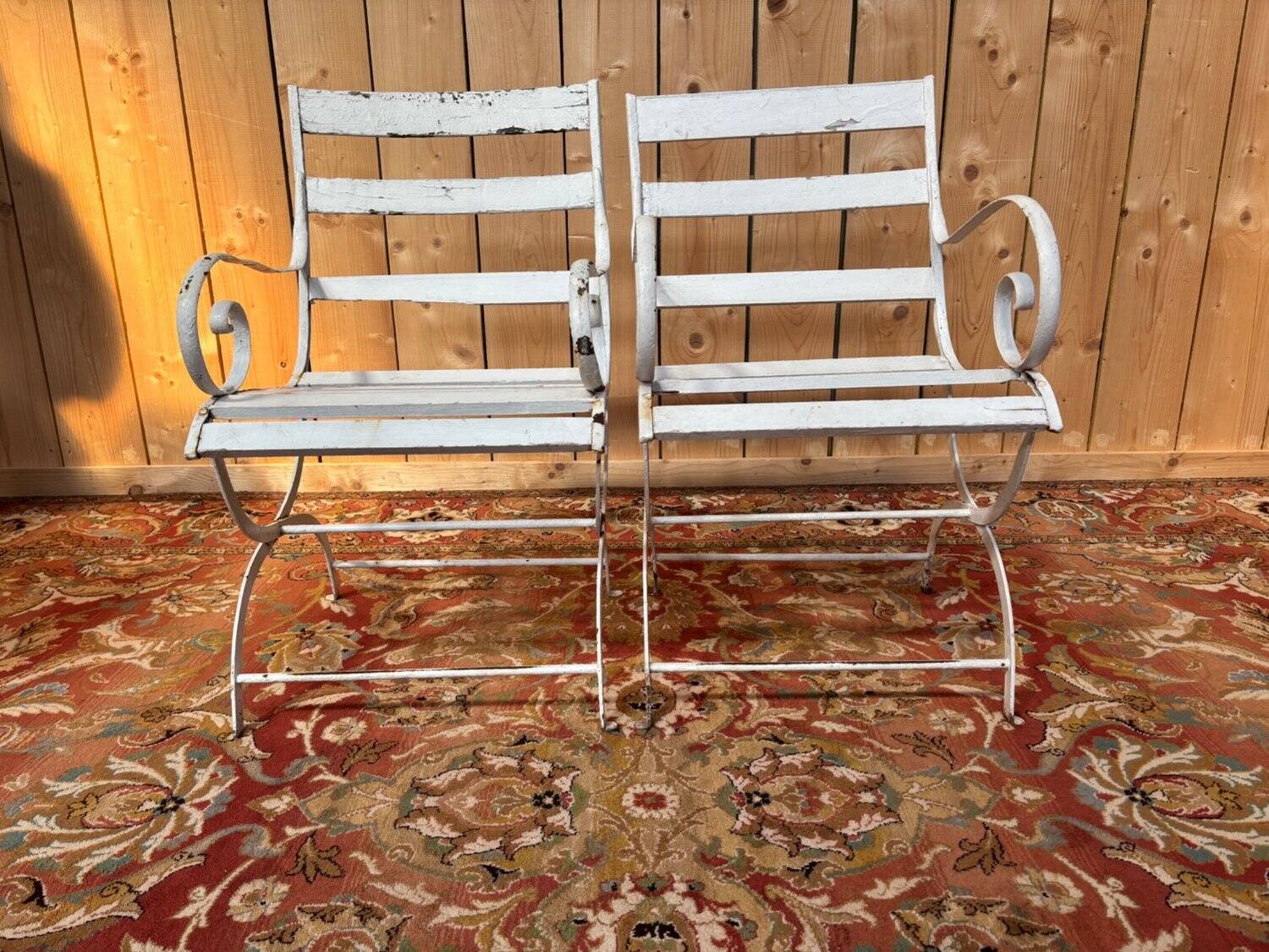 Paire de fauteuils de jardin XIXe, fer forgé & bois, style Restauration