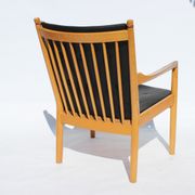 Fauteuil, modèle 1788, en cuir noir conçu par Hans J. Wegner