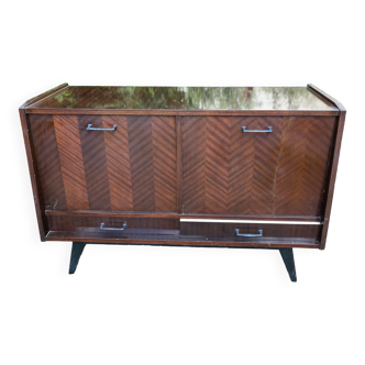 Record cabinet