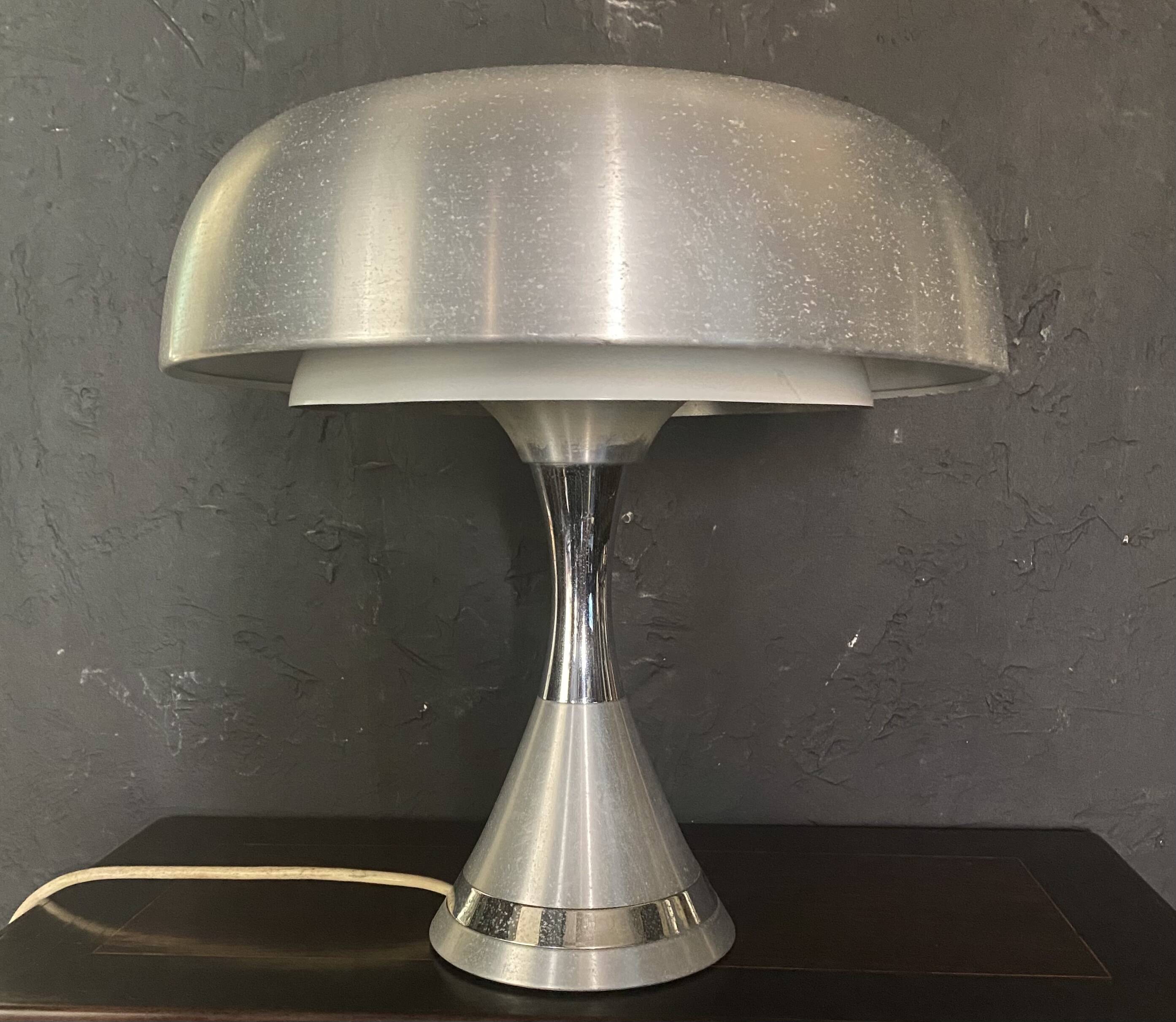 Mushroom lamp - Harvey Guzzini - Italy - 20th century