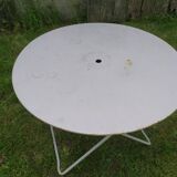 Iron garden table