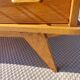 commode vintage aux pieds compas