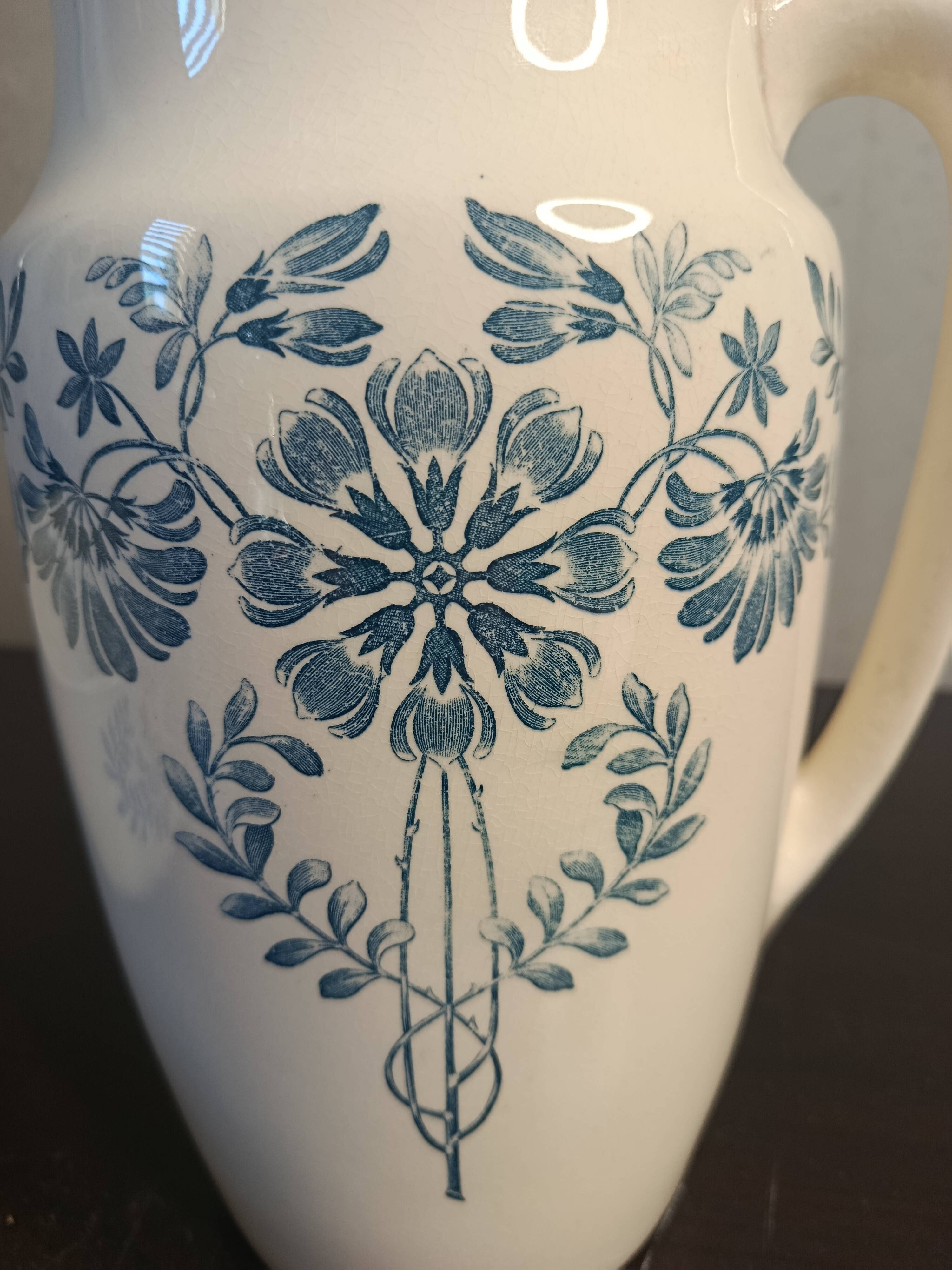 Art Nouveau toilet set "Georgette", Longchamp, 1890