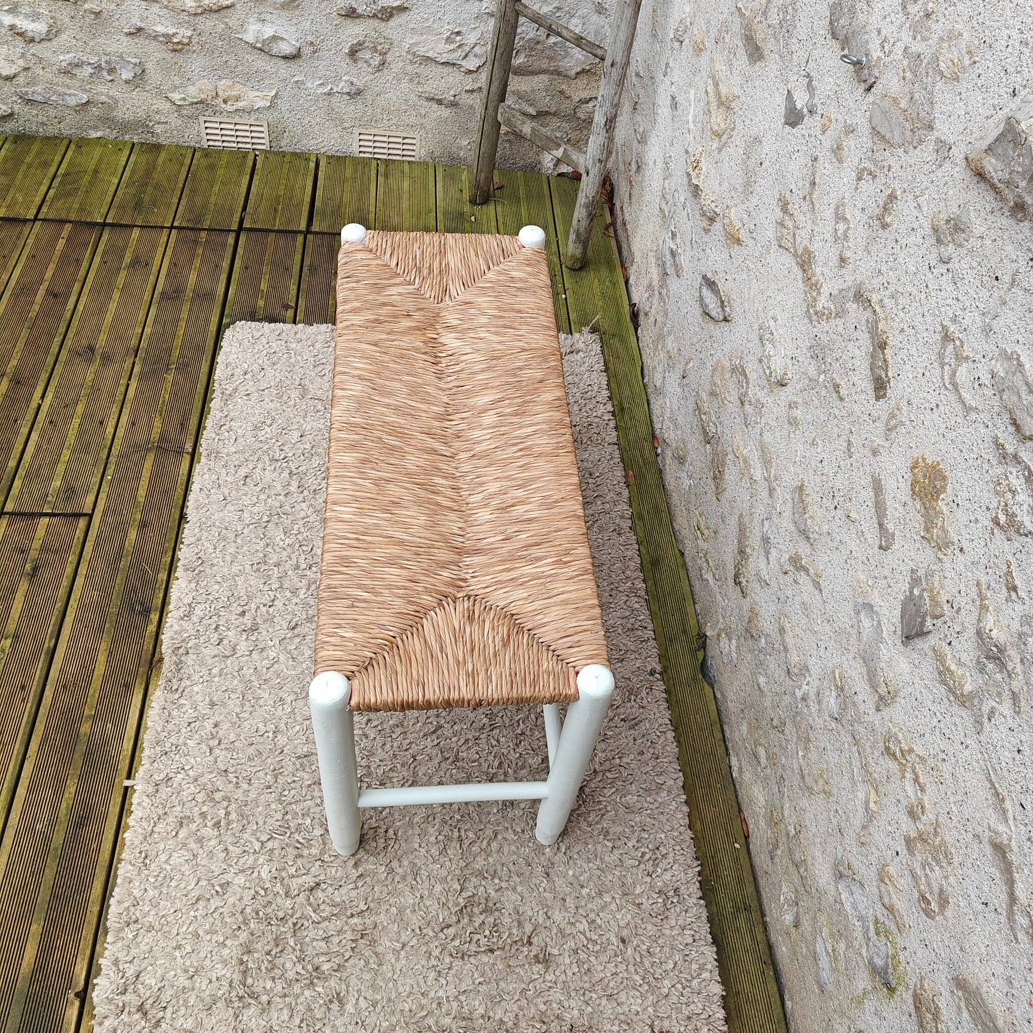 Straw seat bench