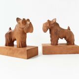 Vintage wooden dog bookends, 1950s-60s.