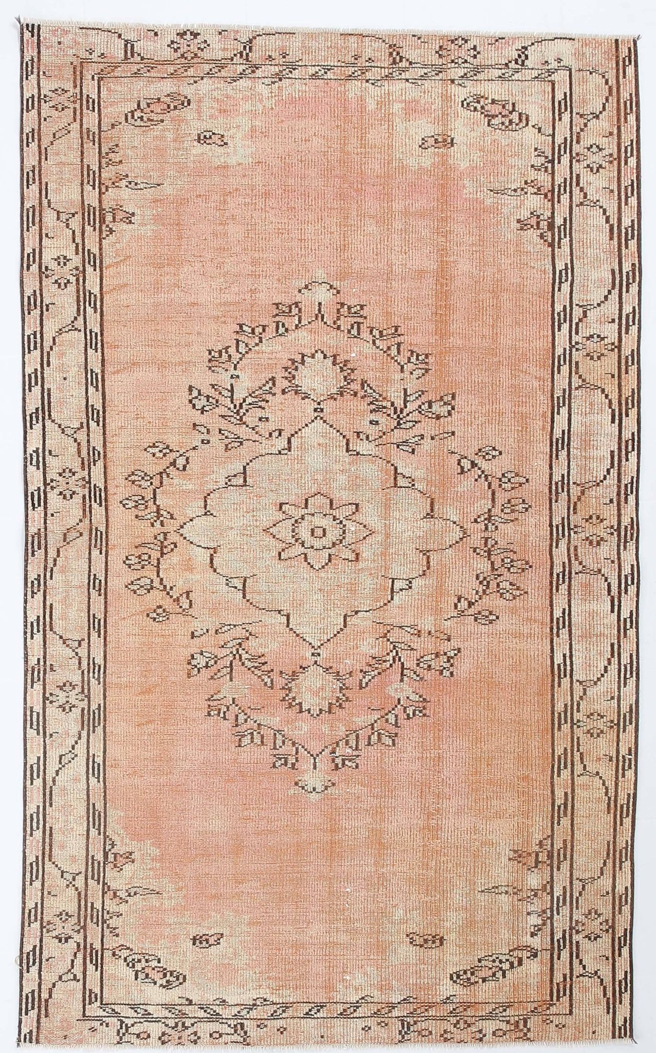 Tapis vintage rose poudré fait main en laine, style oriental doux