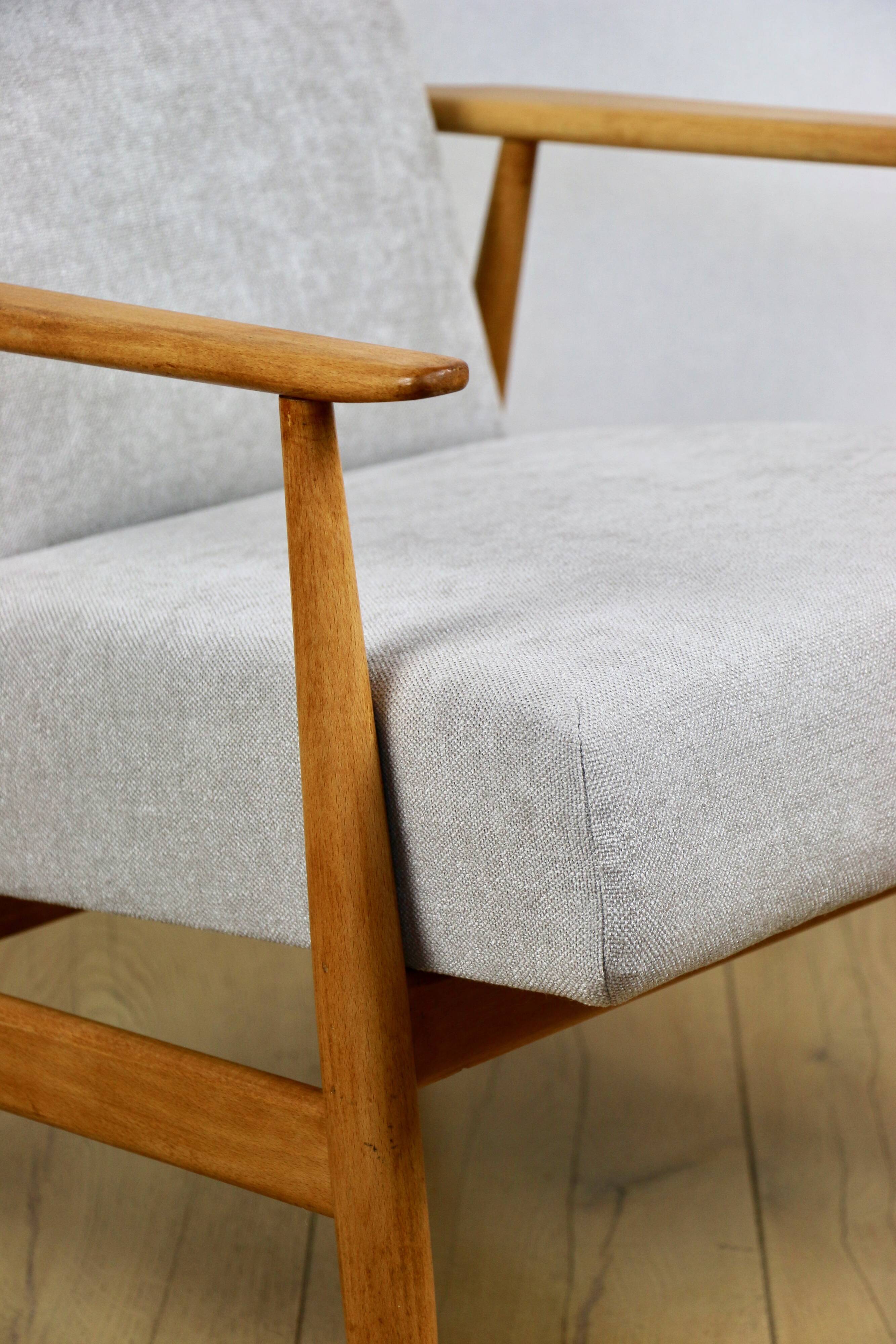 Armchair 'Lis', 1970s, beige light wood, design by Henryk Lis