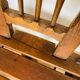 Ensemble de 5 chaises en bois, travail artisanal