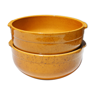 Pair of glazed ceramic salad bowls mustard LPM