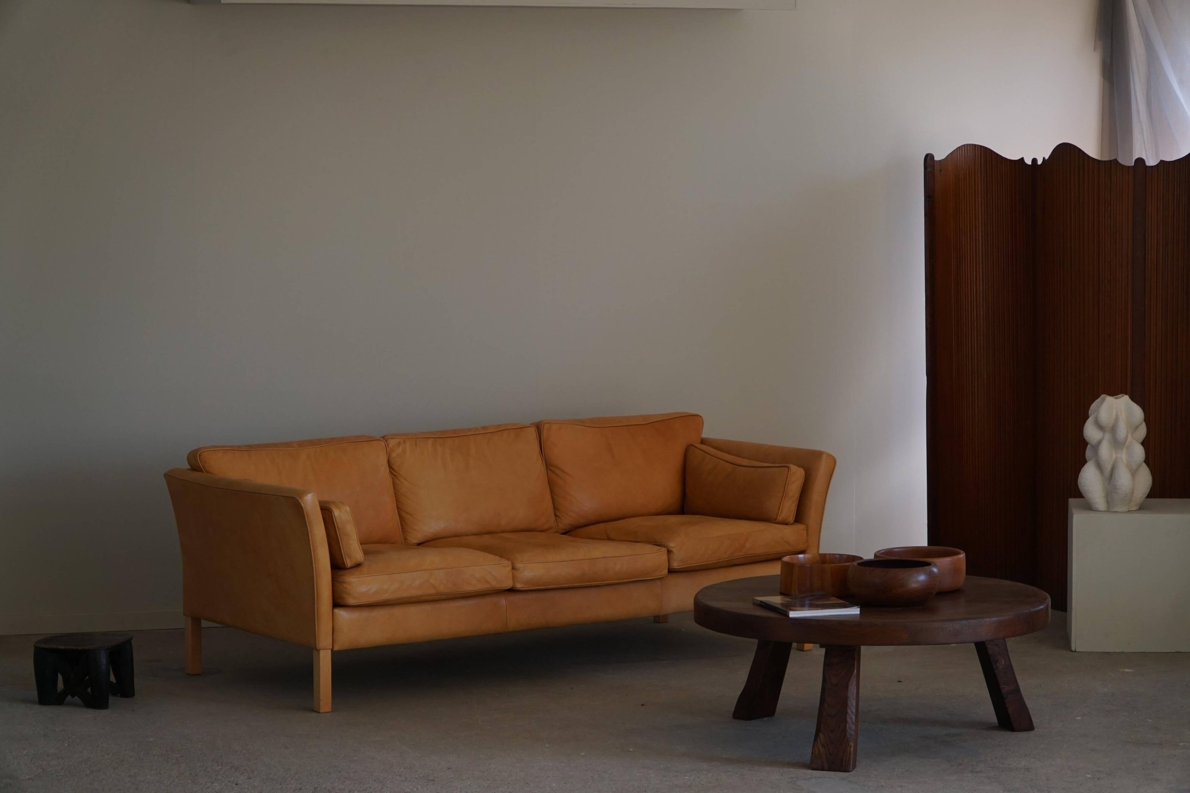 Danish Midcentury 3-seater canapé by Stouby in cognac brown leather, made in the 1970s.