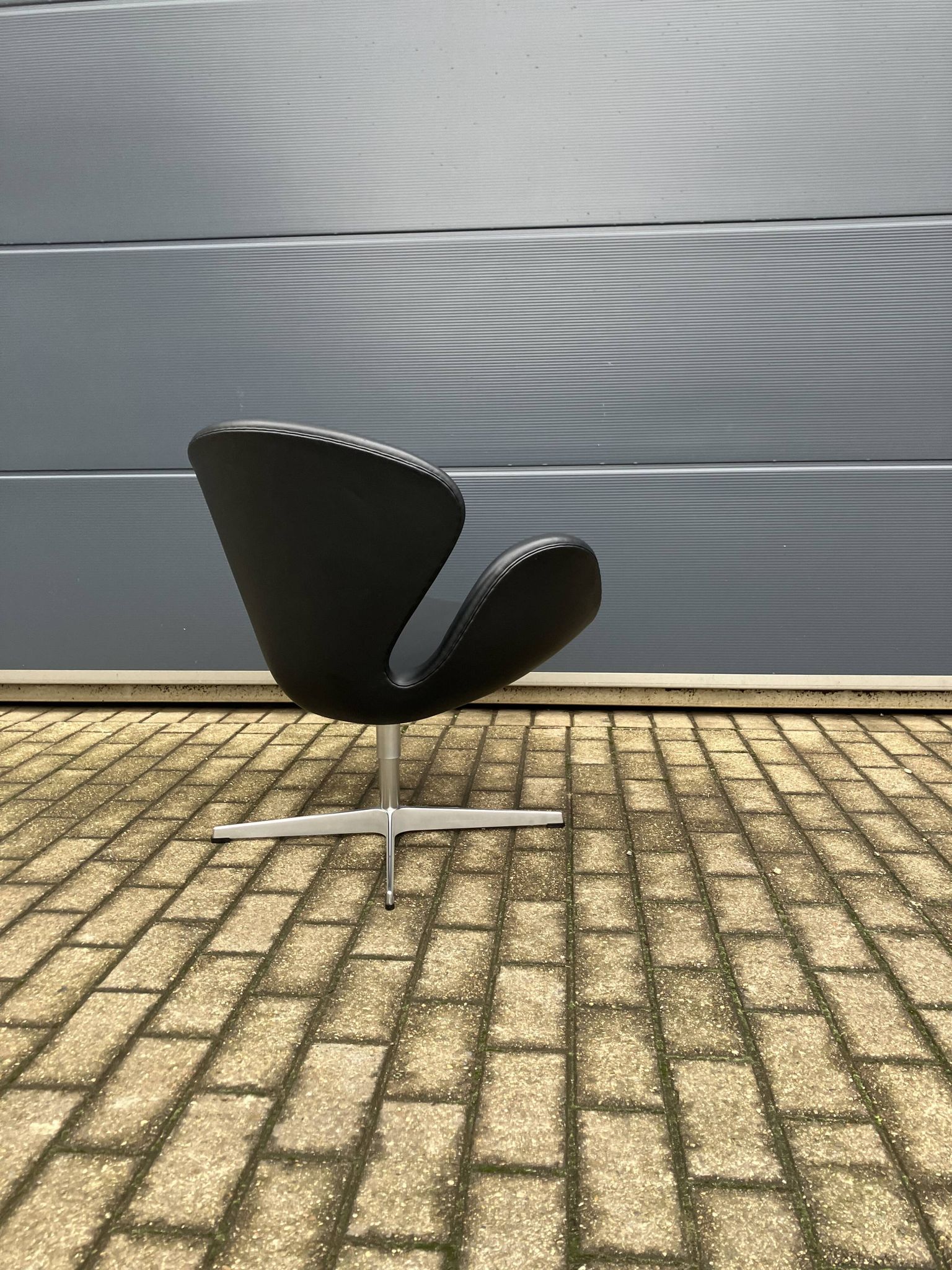 Originele zwart lederen Fritz Hansen Swan chair Topstaat!