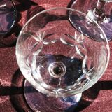 8 anciens verres à porto apéritif en verre taillé