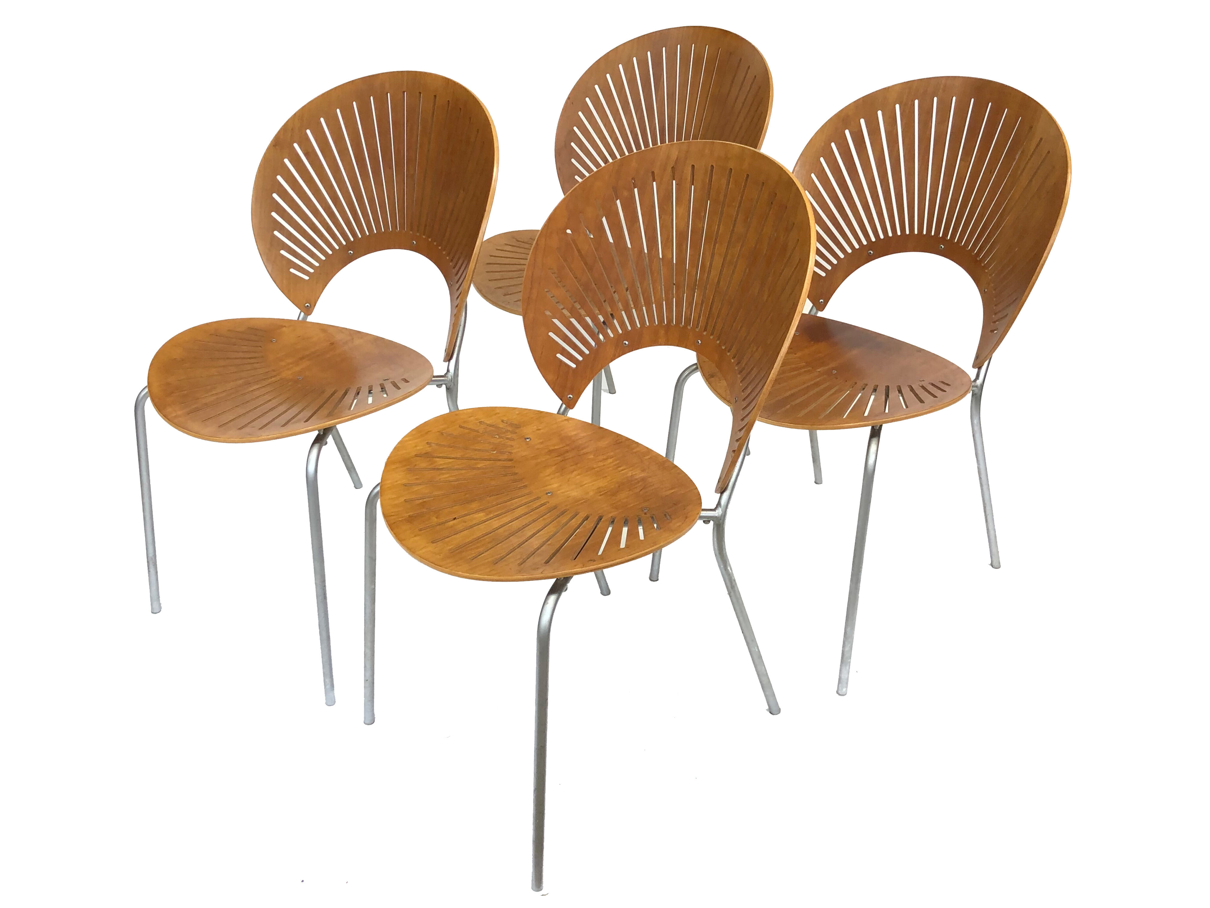 Suite de quatre chaises danoise "Trinidad" par Nanna Ditzel pour Fredericia Stolefabrik en teck