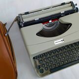 Underwood portable typewriter - satchel