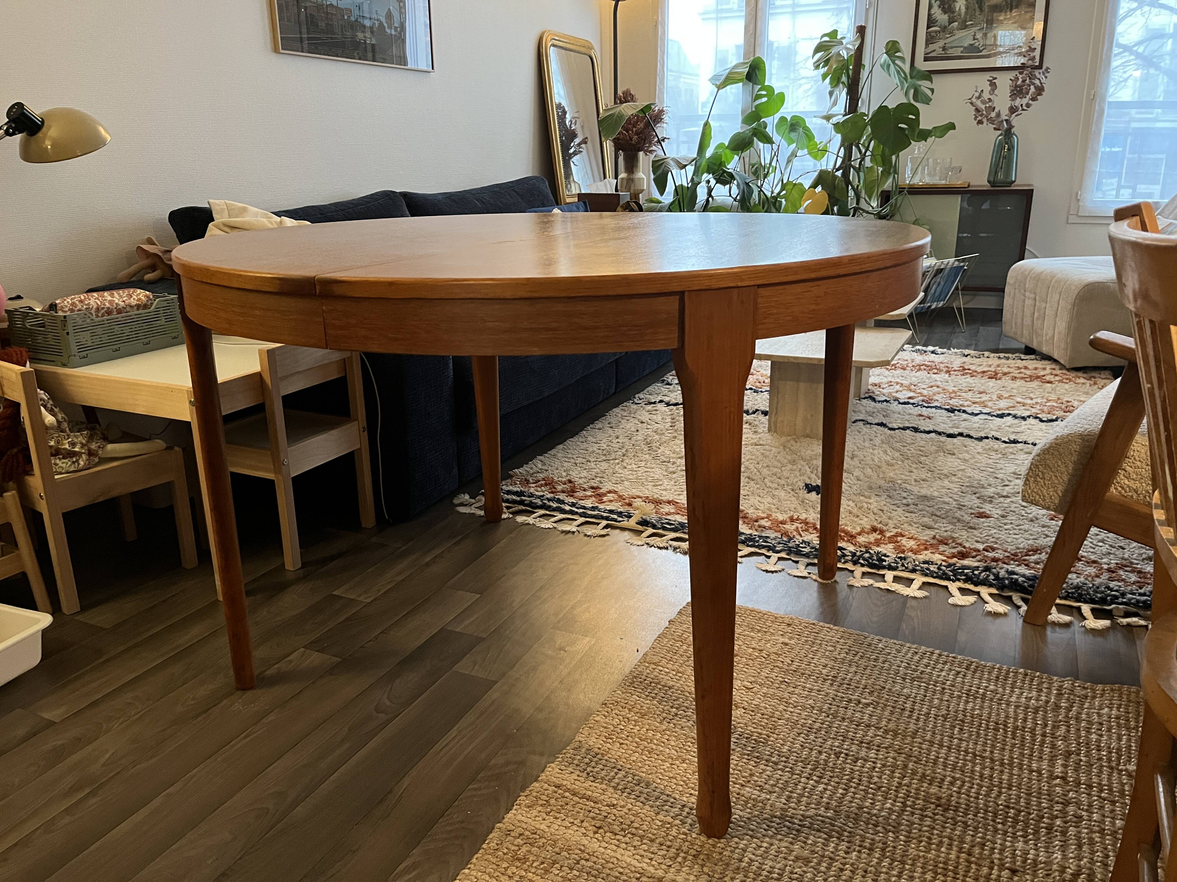 Table vintage style scandinave