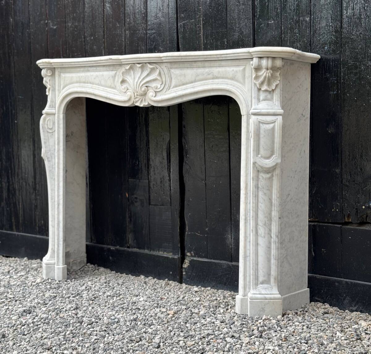 Louis XV style fireplace in white Carrara marble, circa 1880