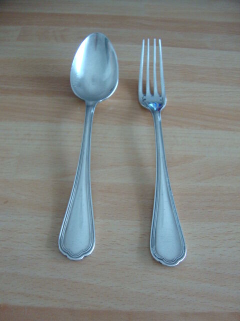 Christofle child cutlery in silver metal