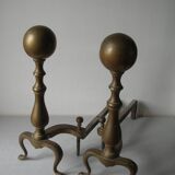 Ancienne paire de chenets articulés en laiton et métal 48 cm accessoire cheminée