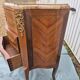 Commode galbée 3 tiroirs en marqueterie et plateau en marbre