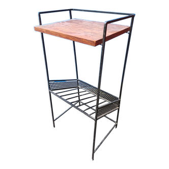 Porte revues table d'appoint file d'acier et bois design scandinave vintage