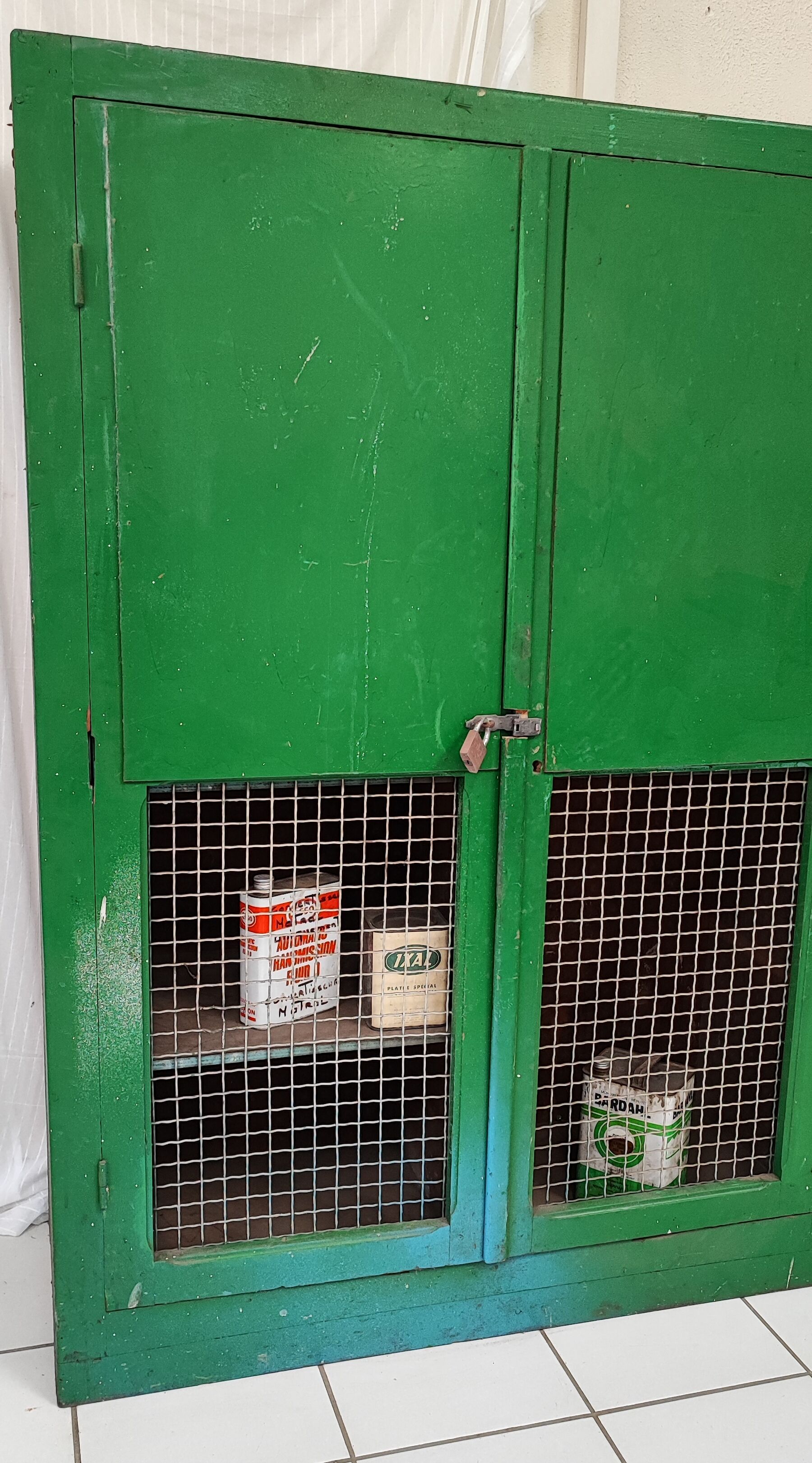Wood workshop cabinet and mesh doors