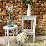 Table d’appoint vintage en bois ancien patiné