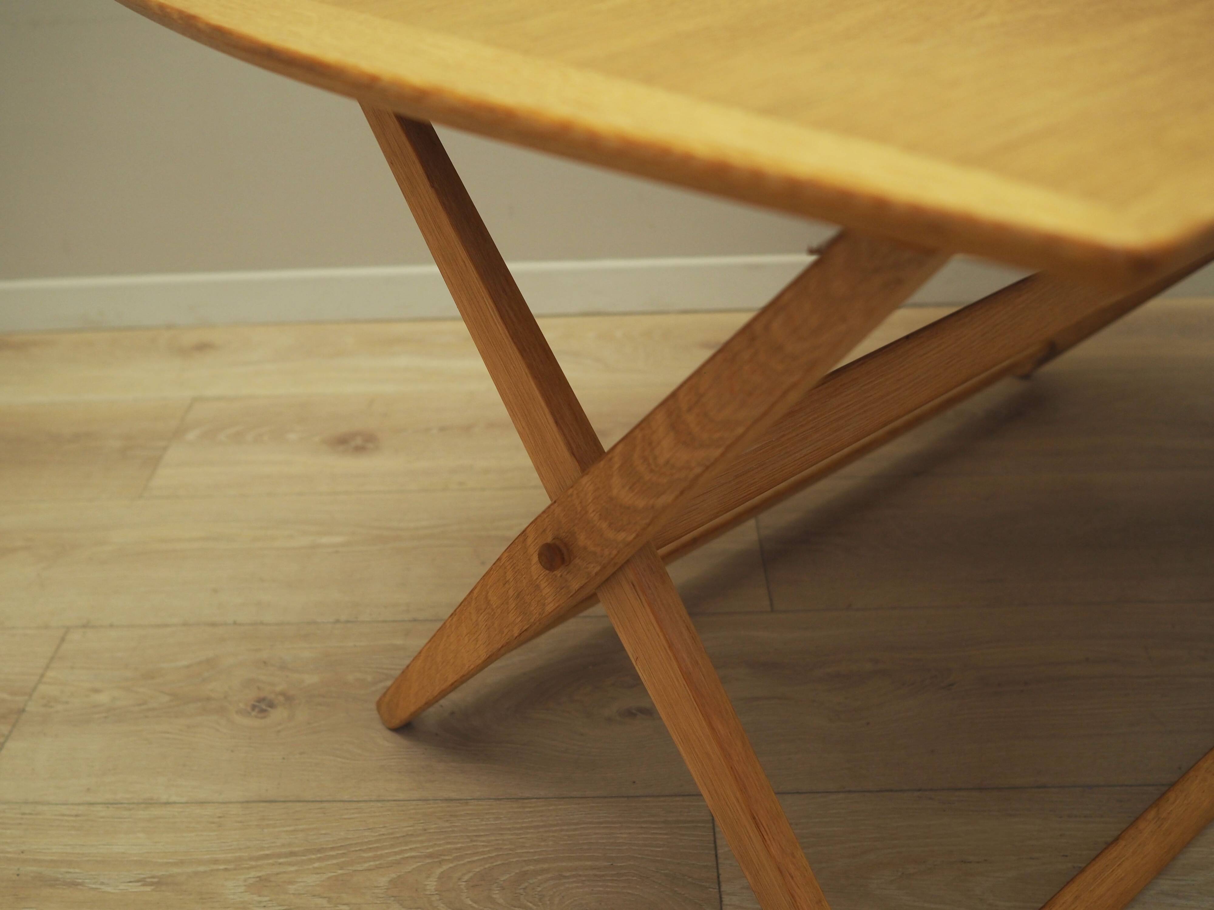 Ash coffee table, Danish design, 1970s, production: Denmark