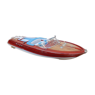 Model boat Riva aquarama