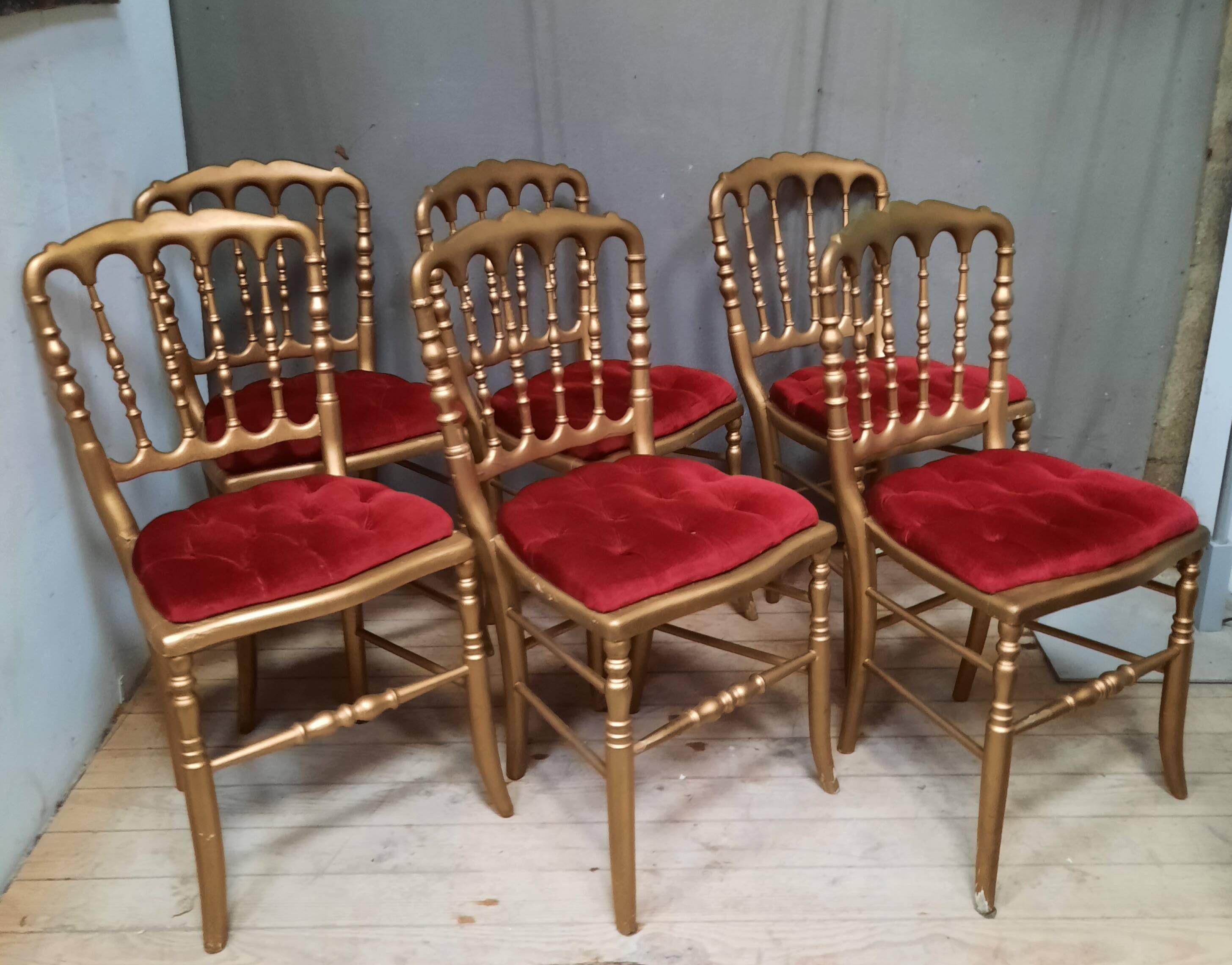 6 chaises de théâtre style Napoléon IIII