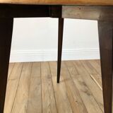 Table basse tripode en bois et marqueterie bicolore design scandinave 1950