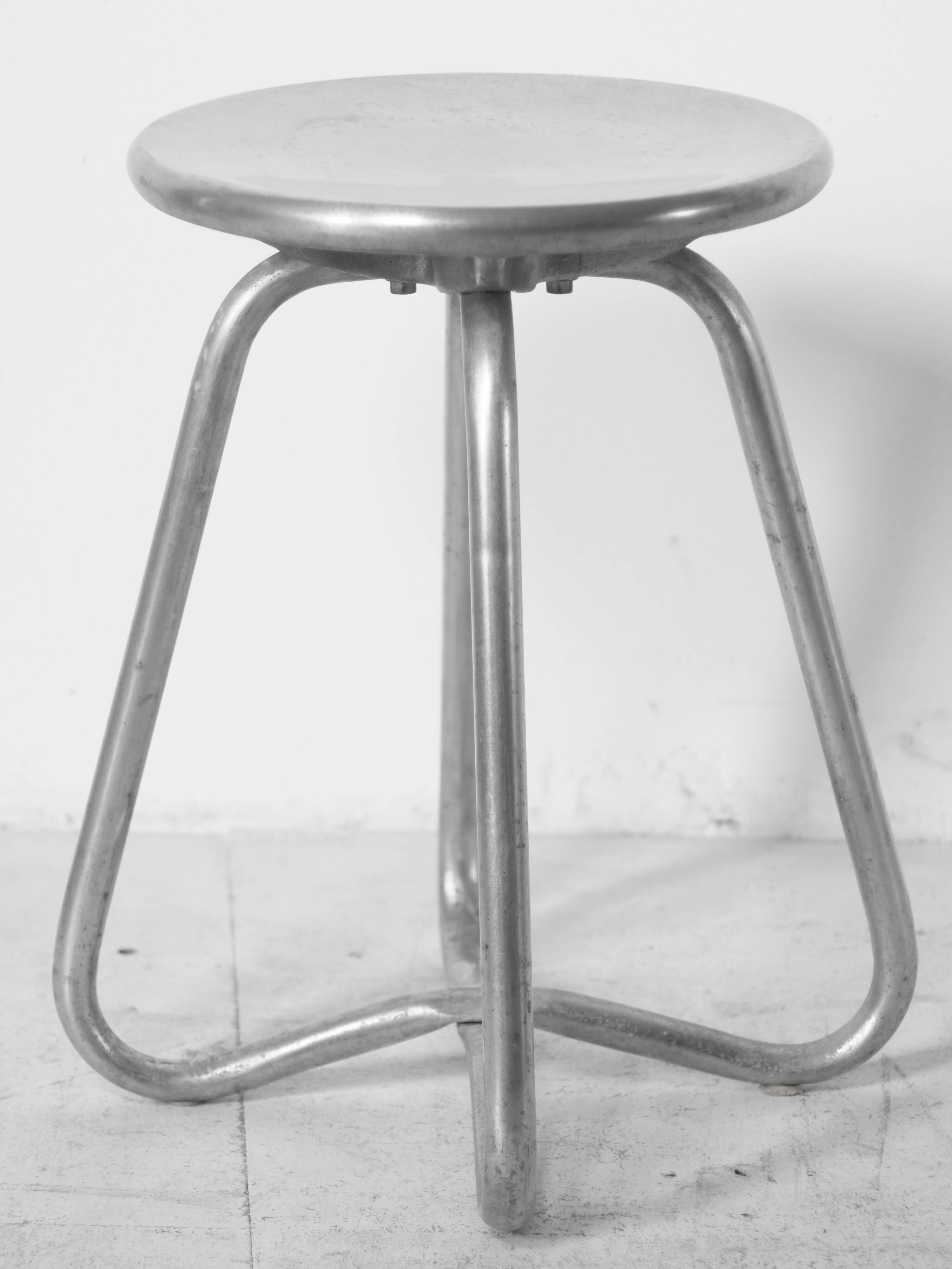 tubular design stool in aluminium cast