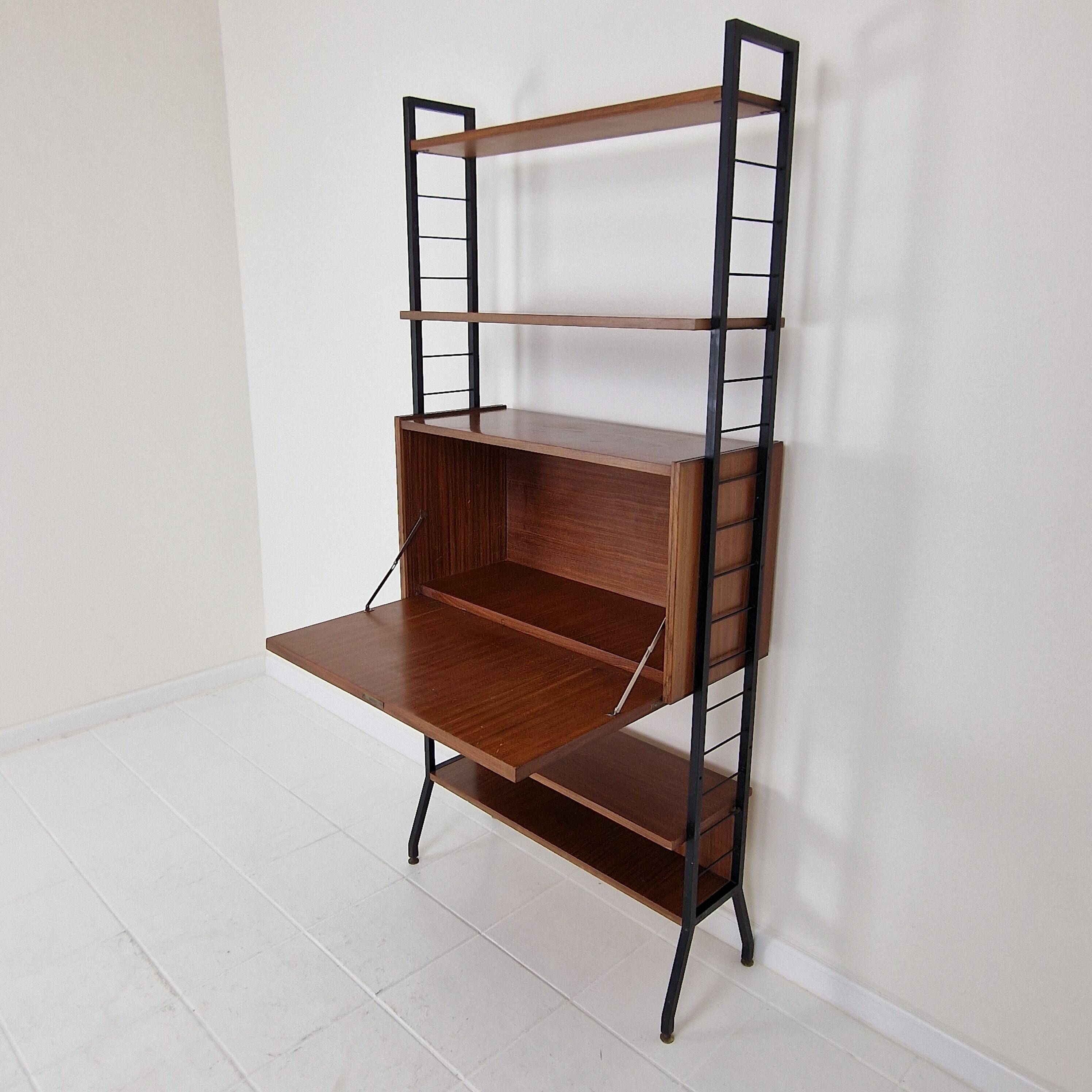 Italian Free Standing Teak Shelving Unit, 1950's