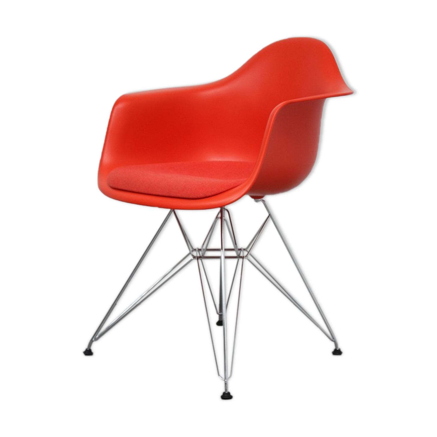 Vitra plastic armchair red poppy by Eames