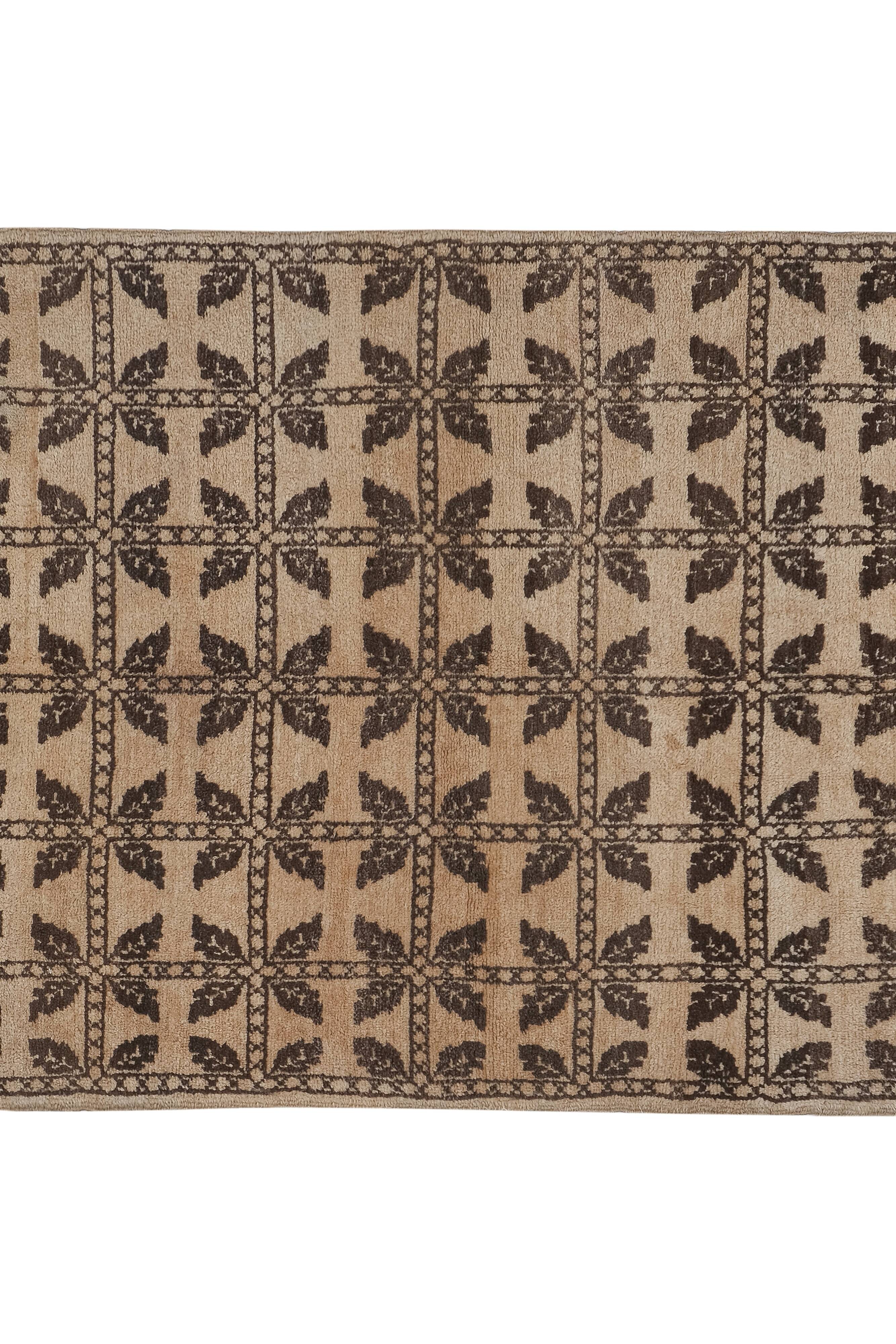 Vintage Turkish rug from Oushak, hand-woven 122x190 cm