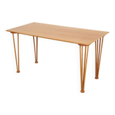 Table en frêne, design danois, années 1970, production : Danemark