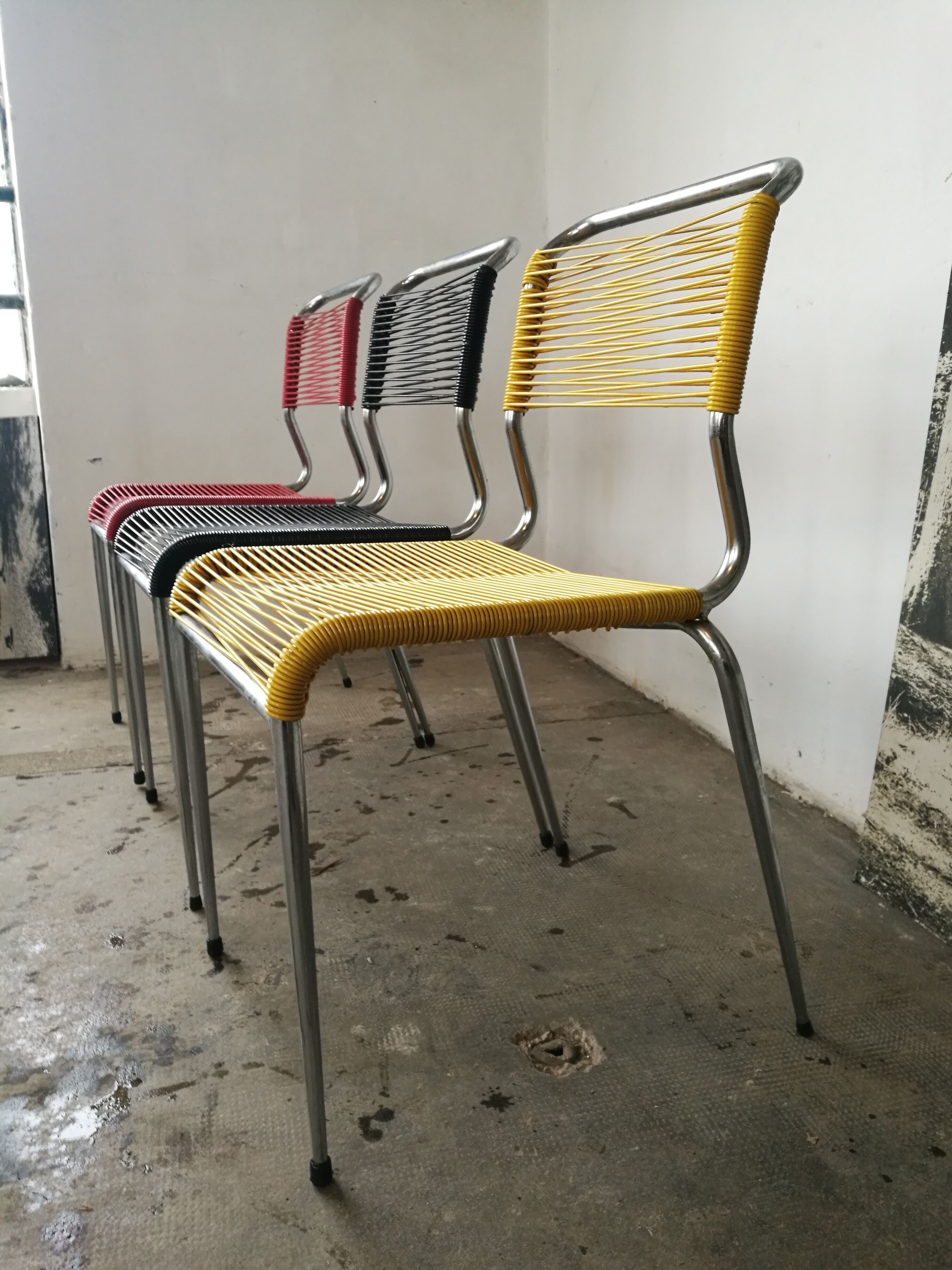 Set of 3 vintage scoubidou chairs