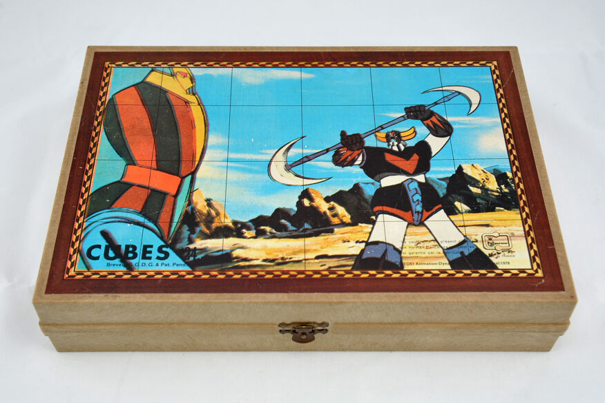 Ancien jeu Goldorak puzzle boite à cubes vintage