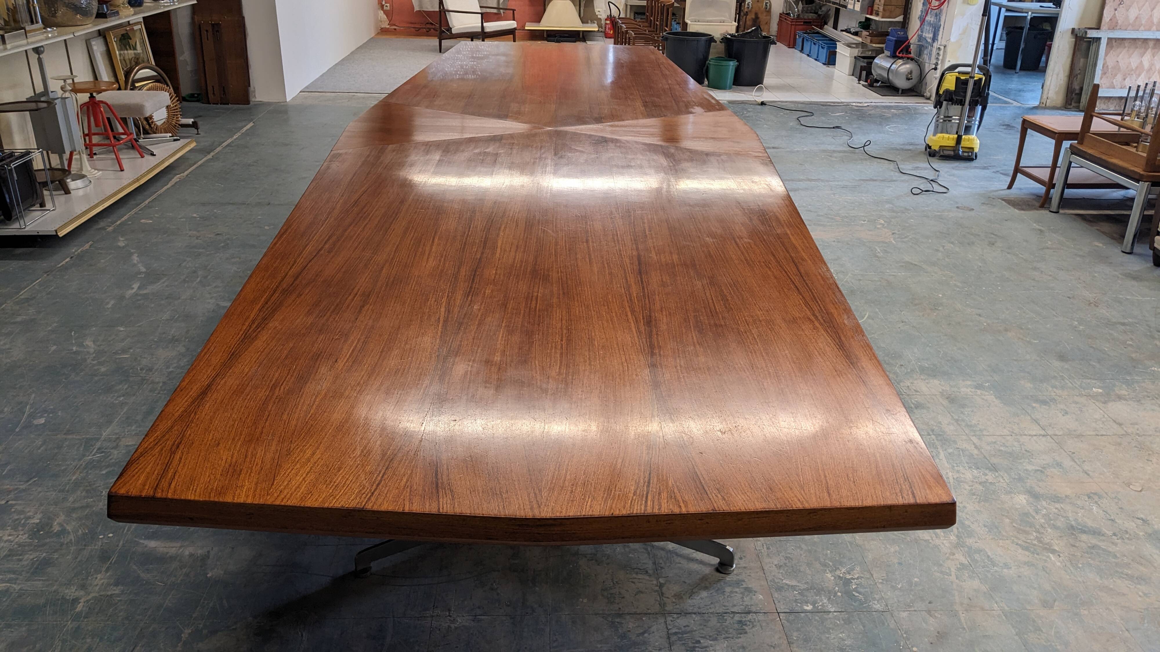 Rosewood conference table by Osvaldo Borsani for Tecno 1968